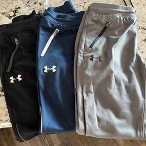 3 pairs UA joggers.. Excellent condition!